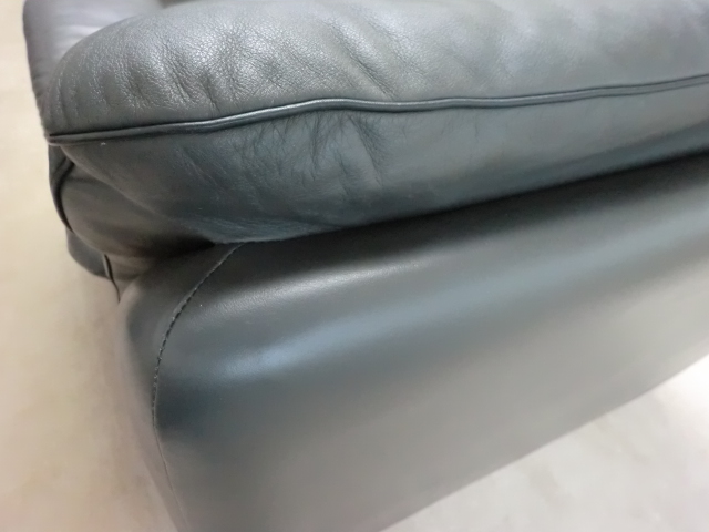 応接室革ソファセットの補修例 施工後