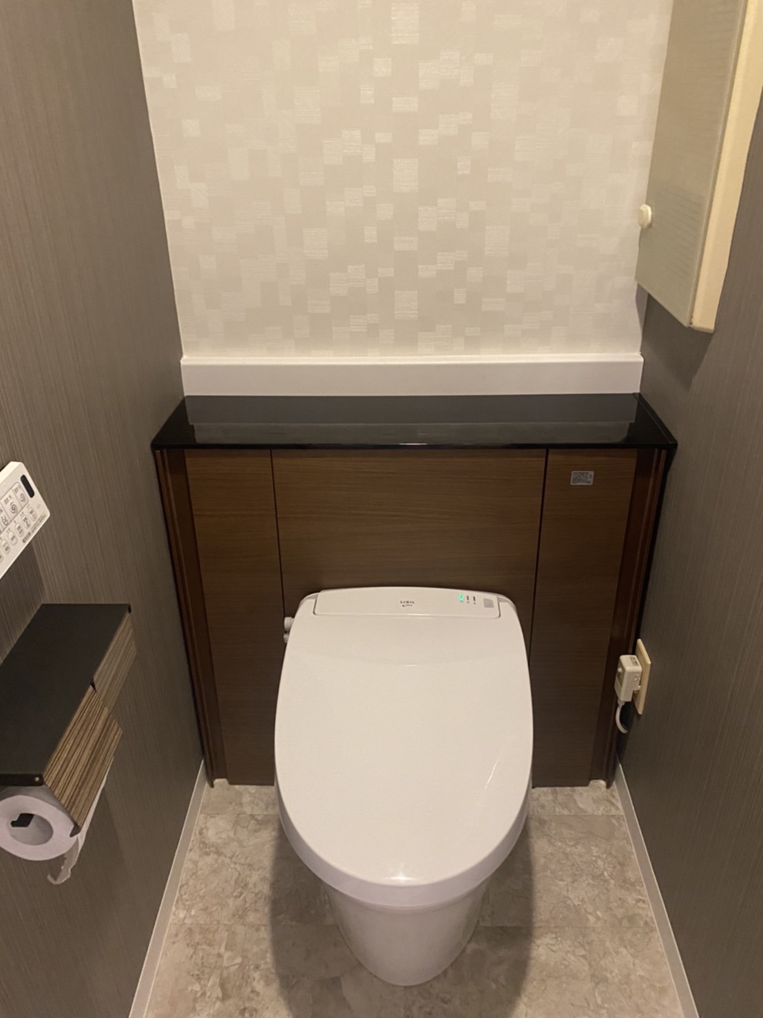 LIXILトイレリフォーム