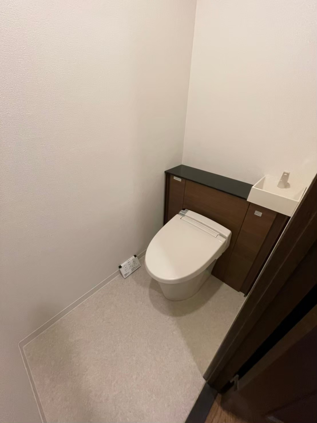 LIXILトイレリフォーム